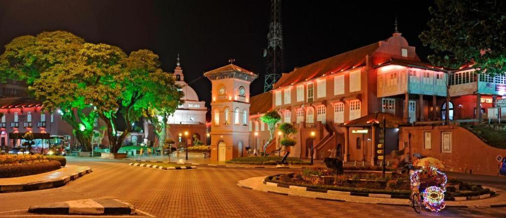 My Jonker Homes Malacca Exterior foto